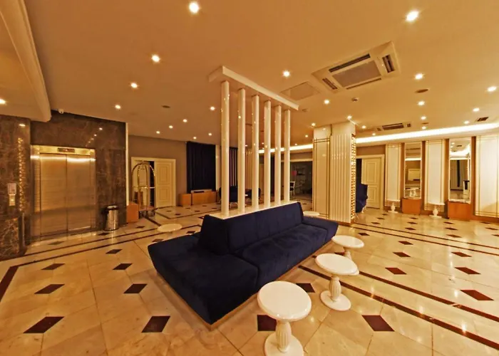 Hotel The Mara Palace