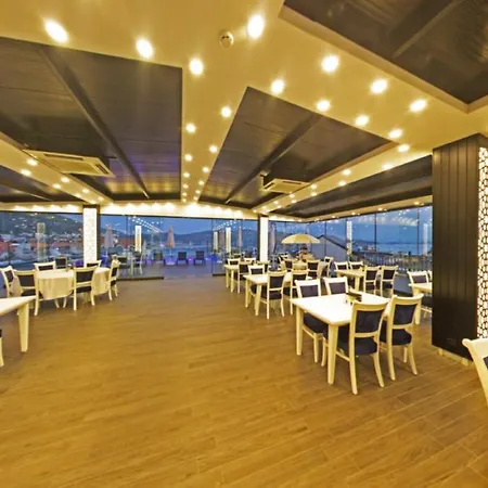 The Mara Palace מלון 4*